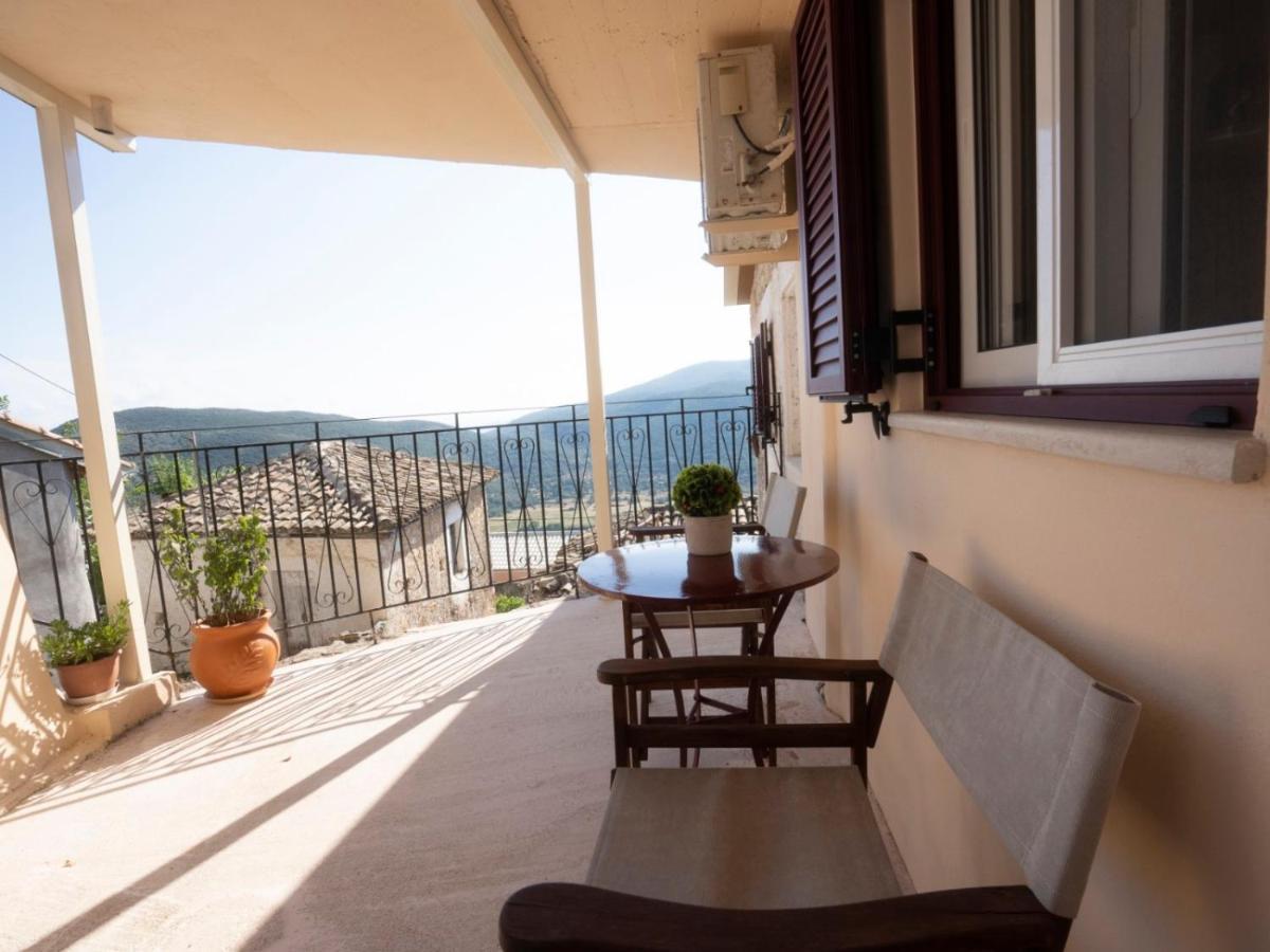 Manto Apartments Lefkada Evgiros Buitenkant foto
